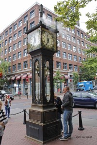67_Die berühmte Gastown Steam Clock, die wir dank dem Tipp von Max gesucht und auch gefunden haben
